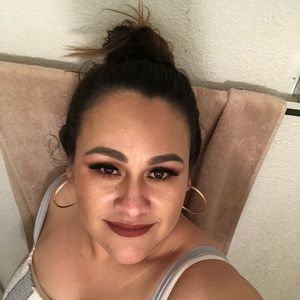 Meet your Posher, Gabriela